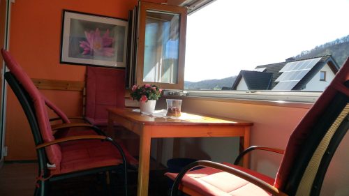 05. Wohnung1-Loggia-offen